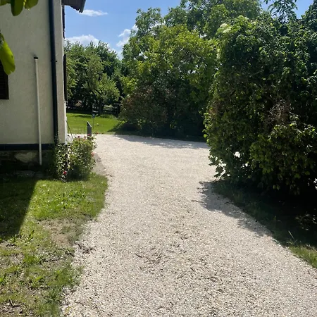 Victoria - Nachhaltiges Gästezimmer Ohne Tägliche Reinigung 3*